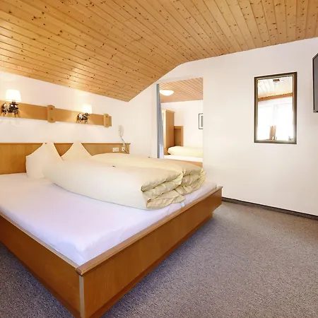 Otel Alpenfeuer Montafon 3*