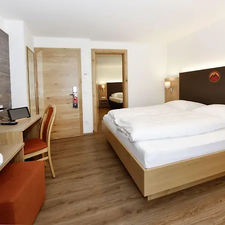 Alpenfeuer Montafon 3* 圣加伦基希