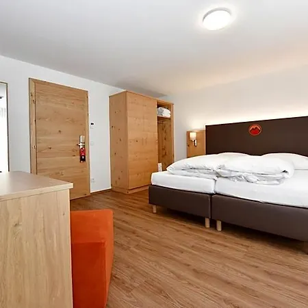 Hotel Alpenfeuer Montafon 3*