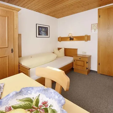 Alpenfeuer Montafon 酒店 圣加伦基希